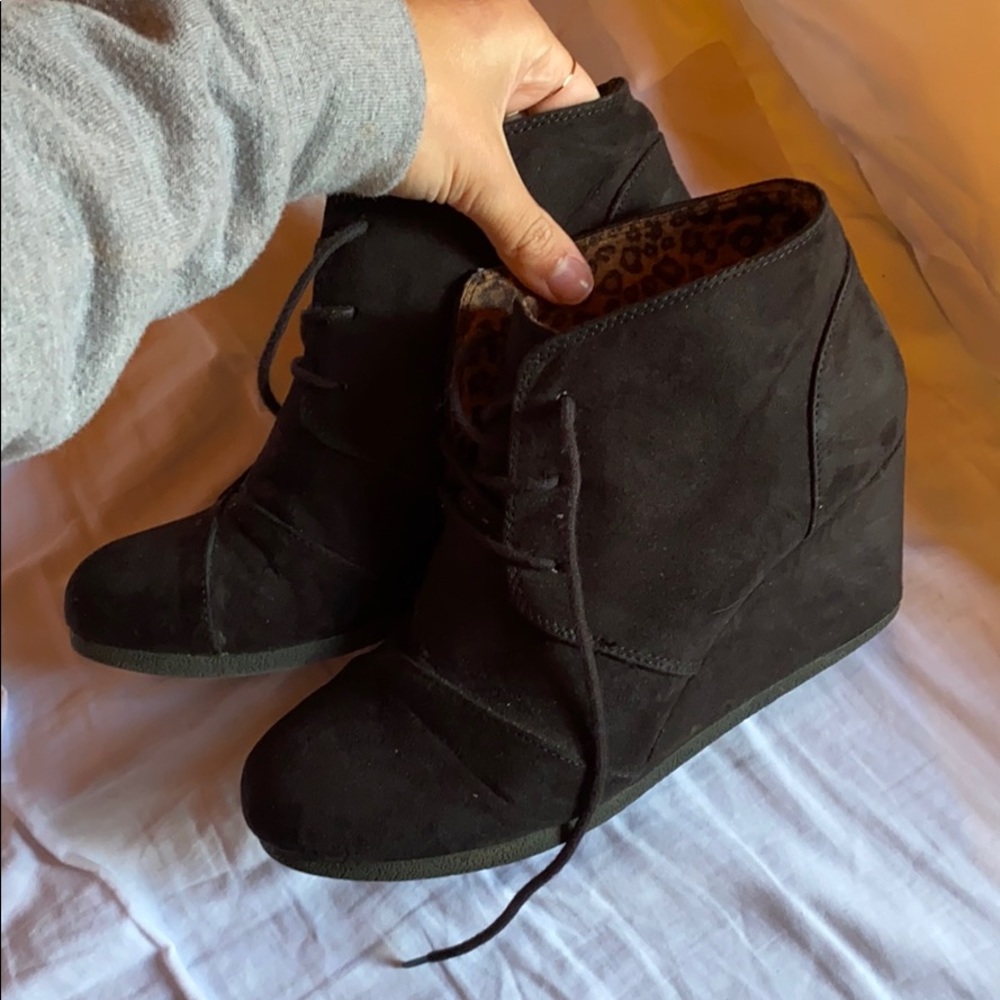suede wedges